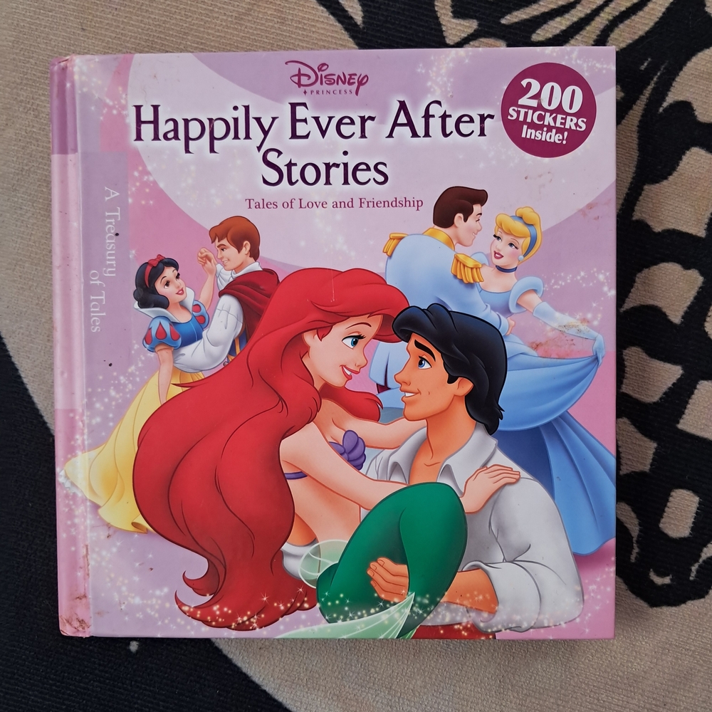 Disney Princess Happily Ever After Stories Book with Red and Blue Cover